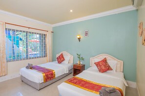 ツインルーム シティビュー | デスク、防音設備、WiFi (無料)