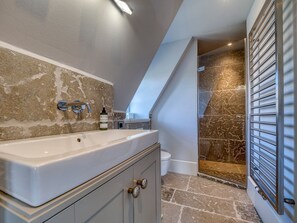 Imagen sin descripción, 5 de 45, botón