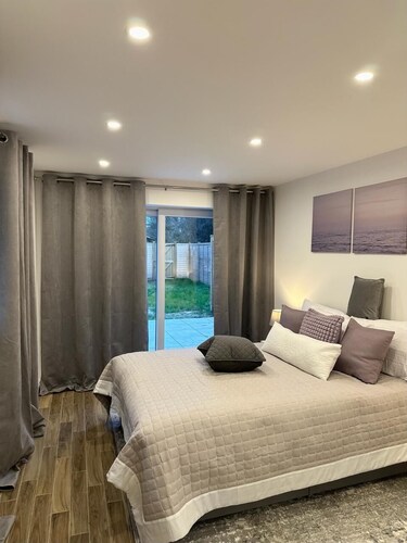 House in Croydon welcomes you to Comfort and style
