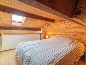 1 Schlafzimmer, Reisekinderbett, WLAN, Bettwäsche