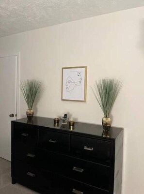 Interior - Centrally located Spacious Getaway home (RIVERDALE)