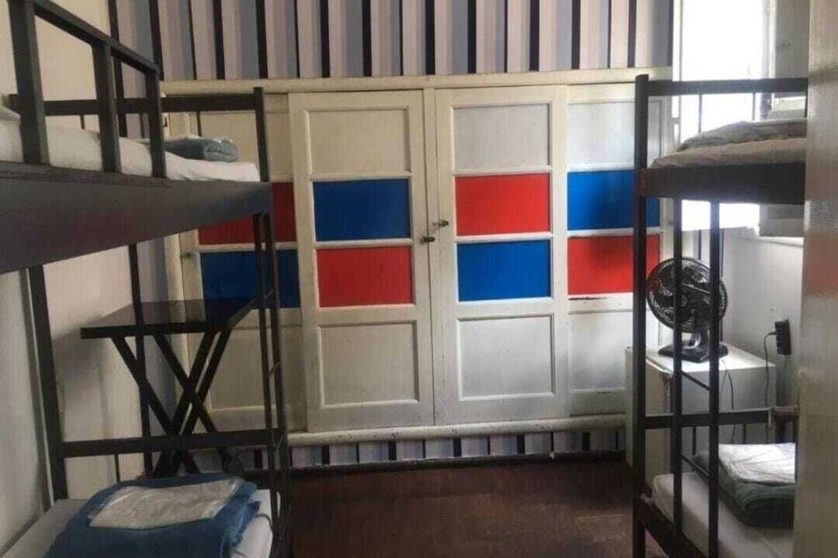 Basic Shared Dormitory, Men only, Shared Bathroom