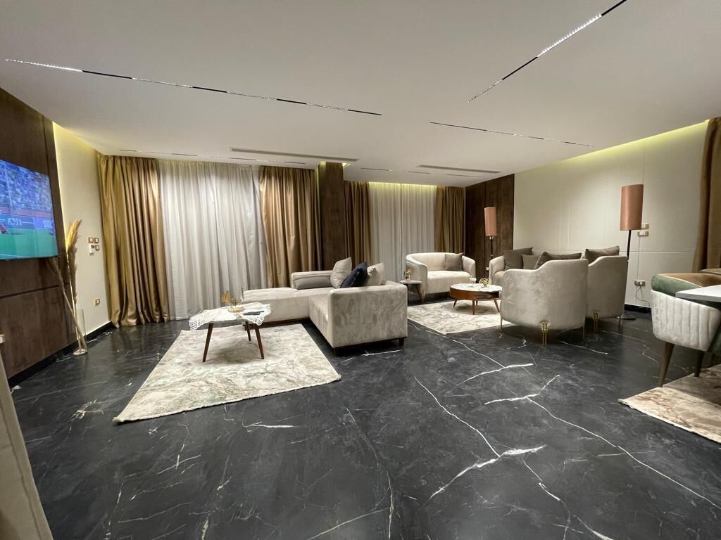 Luxury Villa | Reception