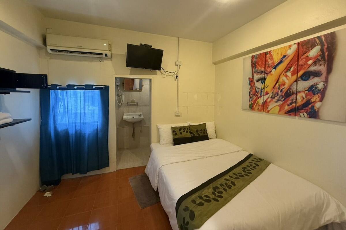 基础双人房, 1 张双人床, 无烟房, 空调 | 客房内保险箱、隔音、免费 WiFi、床单