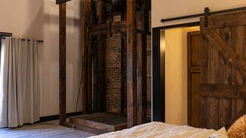 2 sovrum, värdeförvaringsskåp på rummet och strykjärn/strykbräda