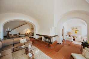 5 bedrooms - Villa White by Elite Villas (Capri)