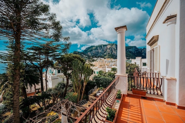 5 bedrooms - Villa White by Elite Villas (Capri)