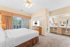 2 bedrooms, iron/ironing board, free WiFi, bed sheets - Pet-Friendly Course View Walk In Condo near Shows & Attractions (Branson)