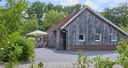 Rural holiday home with a hot tub