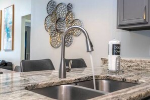 Dining - Amazing 5 BR w/game room minutes from Disney (Kissimmee)
