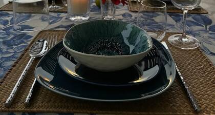 Private villa with breathtaking sea views, private pool and jacuzzi