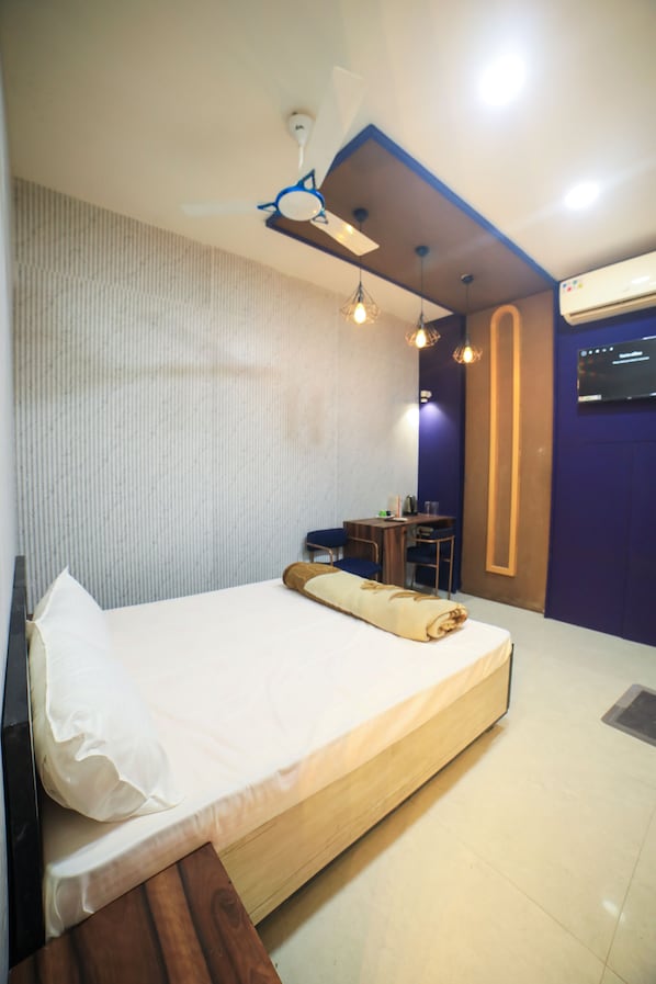 3 chambres, bureau, accès au Wi-Fi (inclus), literie fournie