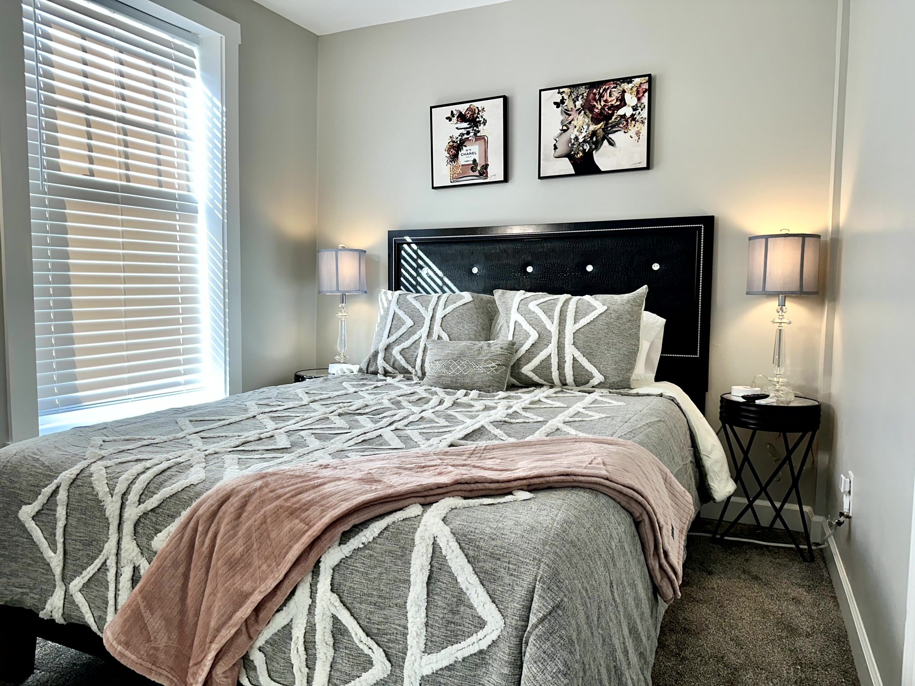 2 chambres, bureau, fer et planche à repasser, Wi-Fi gratuit