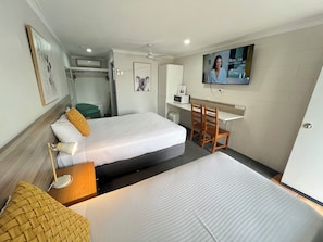 Standard Twin Room, Multiple Beds | Desk, free WiFi - Boonah Motel (Boonah)
