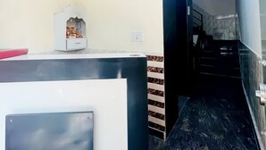 Unclassified image, 3 of 10, button - Roomshala 168 Startlight Suites (New Delhi)