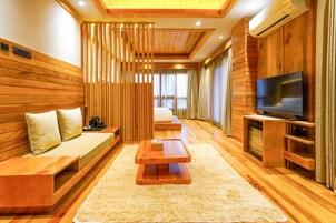 44-英寸LED 电视（配备有线频道）