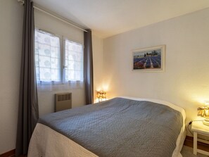 1 habitación, cuna de viaje, wifi y ropa de cama 