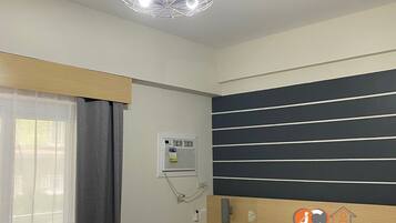 1 habitación, wifi y ropa de cama