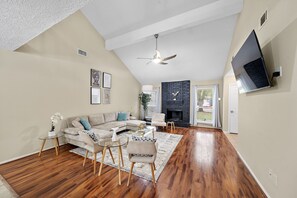 TV connectée, espaces bureaux