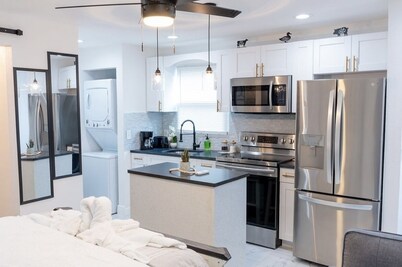 PEACEFUL GETAWAY STUDIO