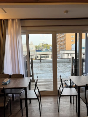 Penthouse Premium, vue montagne | Coin séjour