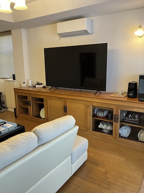 Penthouse Premium, vue montagne | Coin séjour