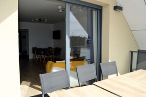 Outdoor dining - Entre Plage et Ports : Le 49 - Avec Balcon (Courseulles-sur-Mer)