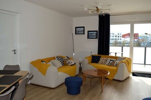 TV - Entre Plage et Ports : Le 49 - Avec Balcon (Courseulles-sur-Mer)