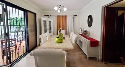 Villa Isabel, Frente Patio de Colombia, Cerca Embajada de United States