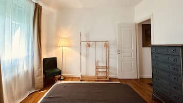 1 camera, ferro/asse da stiro, Wi-Fi gratuito, lenzuola