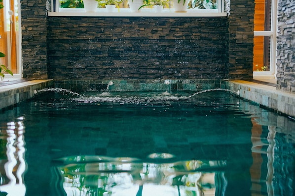 Indoor pool, outdoor pool
