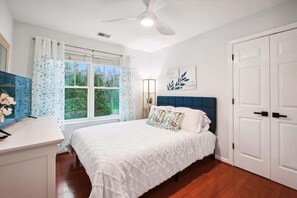 4 Schlafzimmer, Bügeleisen/Bügelbrett, WLAN, Bettwäsche