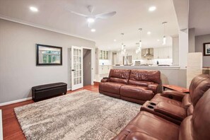 TV, fireplace, offices