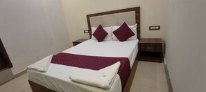 Standard Room | 1 bilik tidur, meja, Wi-fi percuma 