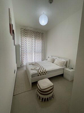 2 makuuhuonetta, työpöytä, silitysrauta/-lauta, Wi-Fi