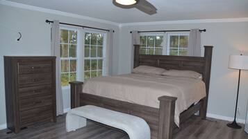 4 chambres, fer et planche Ă repasser, Wi-Fi, draps fournis