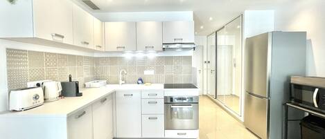 Fridge, microwave, oven, dishwasher