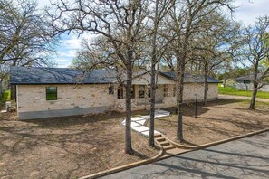 Exterior - The 309 Retreat - Hot Tub & Fire Pit! (Fredericksburg)