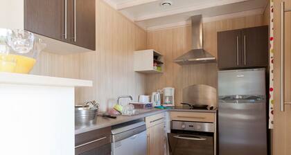 Chalet 3 chambres avec piscine chauffée, proche Lac du Jaunay et plages de Saint-Gilles-Croix-de-Vie