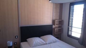 3 bedrooms