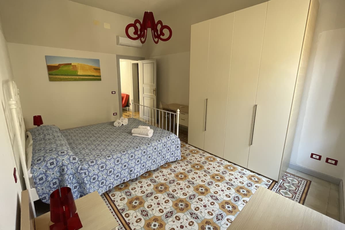 2 dormitorios, ropa de cama hipoalergénica, wifi gratis
