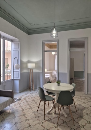 32-Zoll-Smart-TV mit Digitalempfang