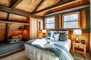 4 bedrooms, free WiFi, bed sheets