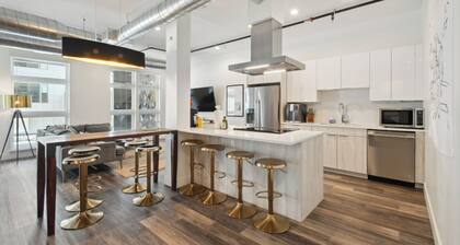 Cowboy Muse | Spacious 3BR RiNo Loft | Walk to Mission Ballroom | Largest