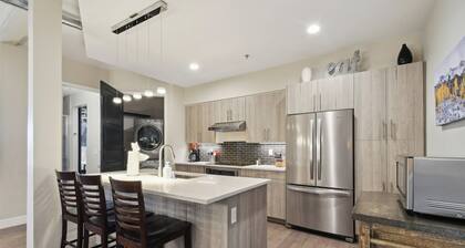 Graffiti & Skyline | Luxury Corner RiNo Loft | Dog-Friendly & City Views