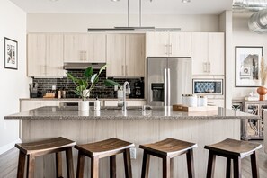 Fridge, microwave, oven, stovetop - Bright & Breezy | RiNo Art Lofts (Denver)