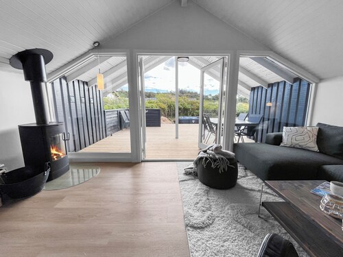 Hot tub | Hygge | Nature Site | Renovated | 300 m from the beach | Near resort