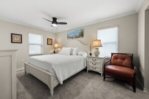 2 soverom, strykejern/-brett, wi-fi (inkludert) og sengetøy