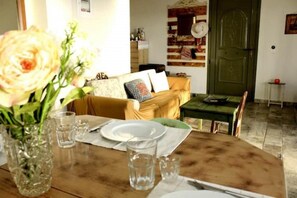 Apartment | 2 bedrooms - Stone Gea Apartment up Floor (Kissamos)