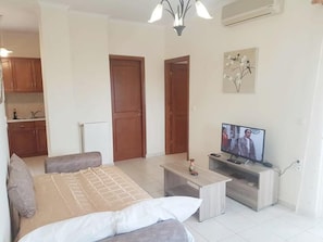 1 bedroom - Rias Sea View Apartment (Chania)